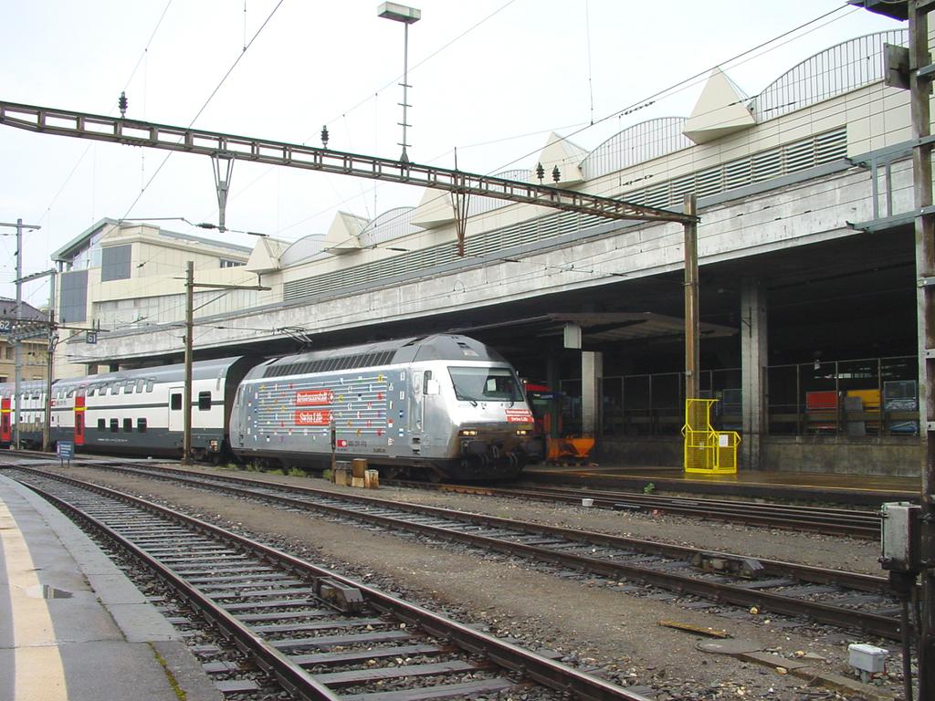 Photo d'une Re 460 000-118, Prise à Lausanne le 19 septembre 2002 12:08