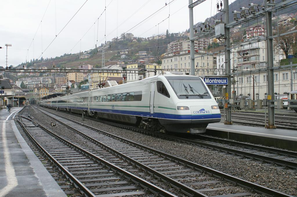 Photo d'une ETR 470 001-009, Prise à Montreux le 22 novembre 2002 09:58