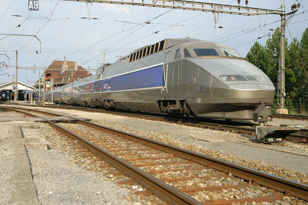 Photo d'une TGV, Prise à Vallorbe le 13 août 2003 06:18