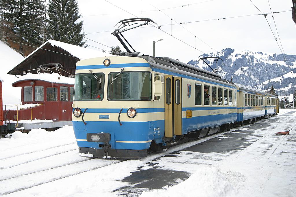 Photo d'une Be 4/4 5001-5004, Prise à Gstaad le 26 janvier 2004 03:48