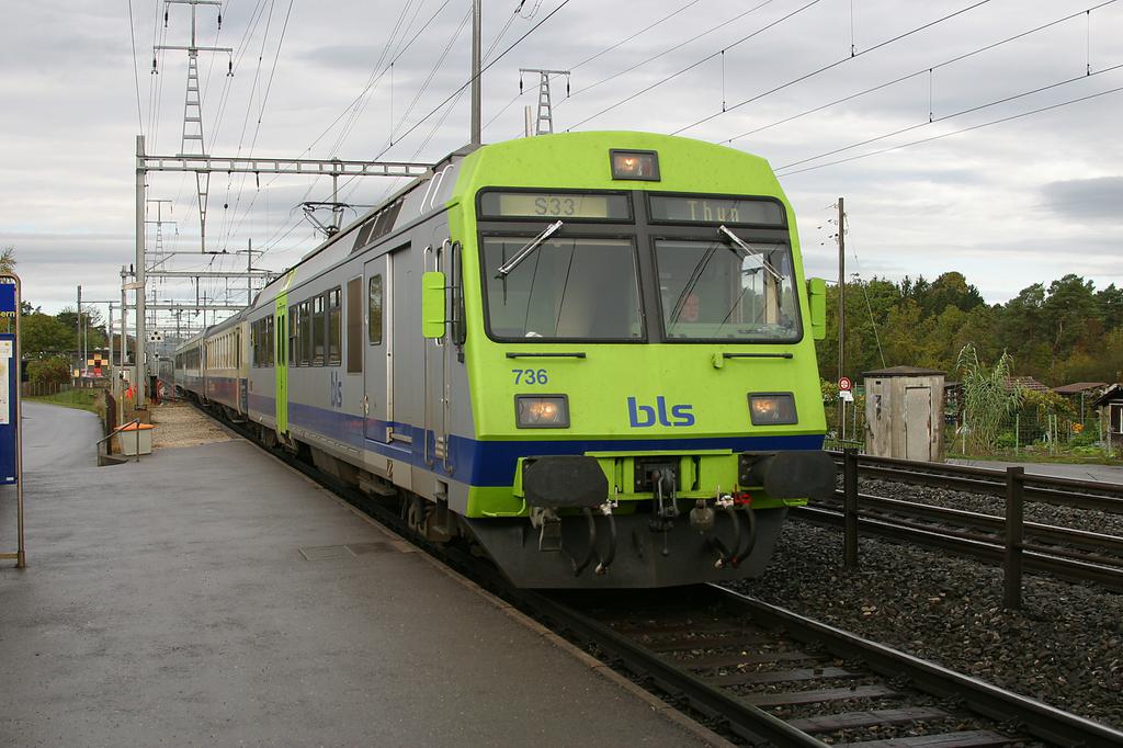 Photo d'une RBDe 565 721-742, Prise à Lerchenfeld le 21 octobre 2004 01:11